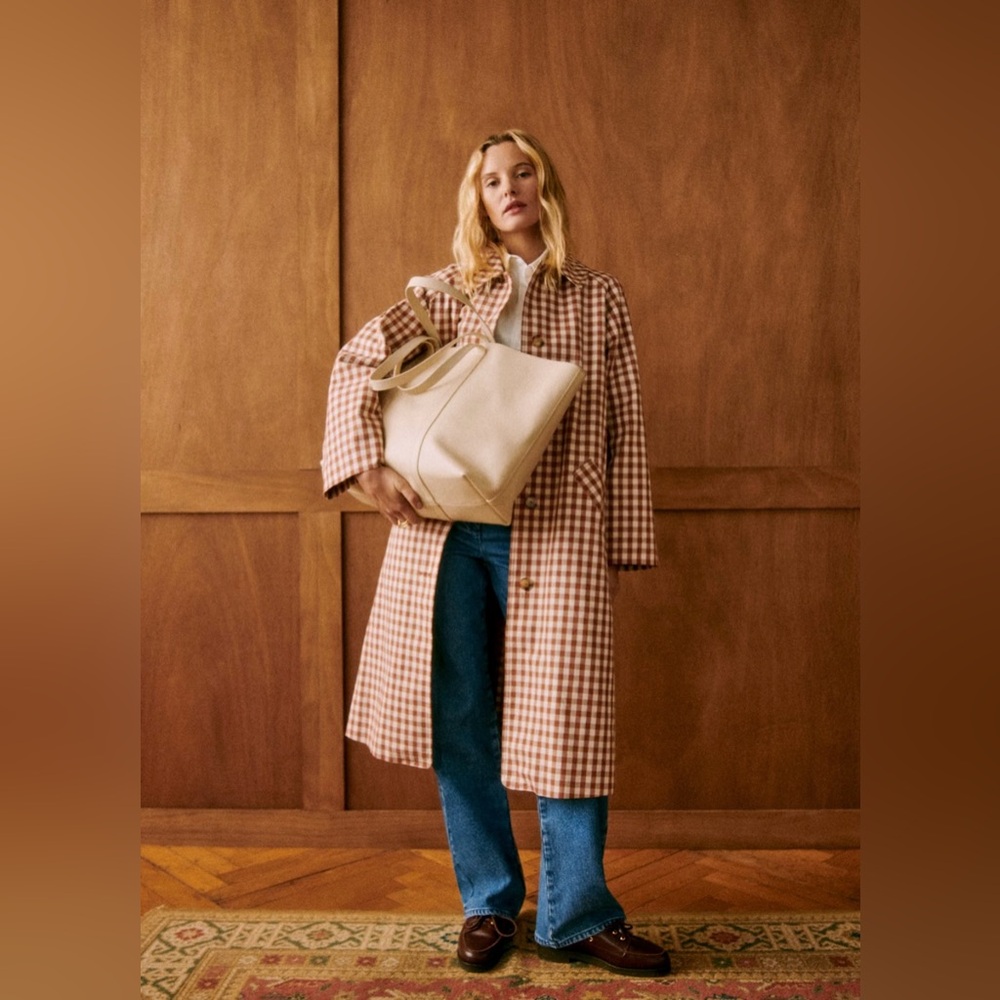 NWT Sezane - Clyde trench coat, size 6, in brown gingham/ecru